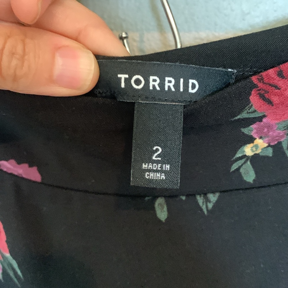 Torrid Floral Midi Challis Faux Wrap Skirt Size 2 - Picture 8 of 10